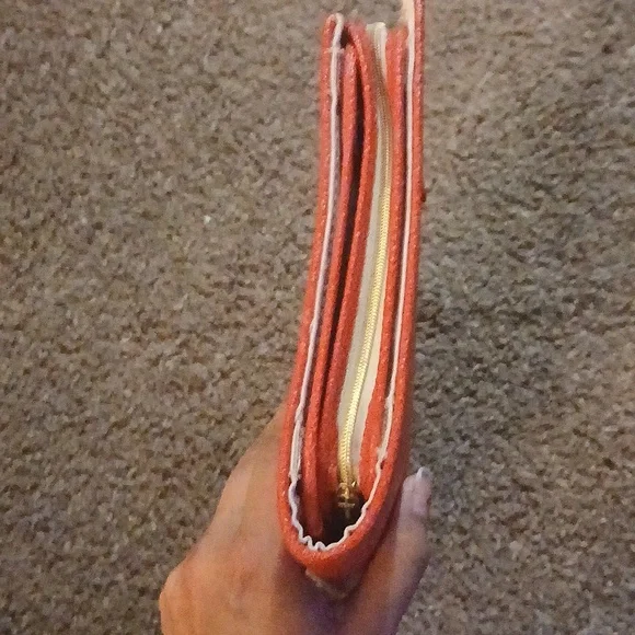 Kendra Scott Red Pebble Leather Jewelry Travel Case - Picture 5 of 16